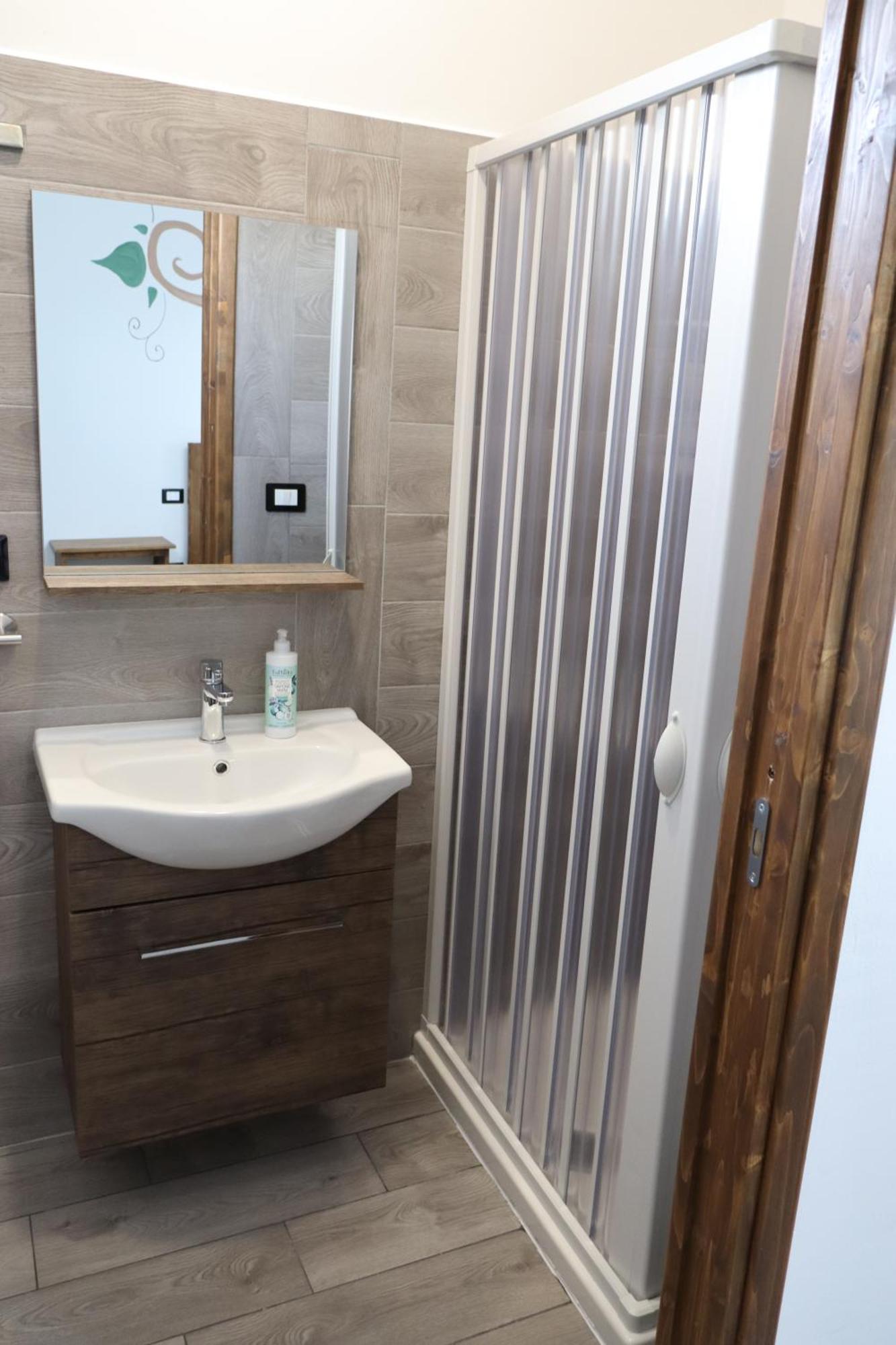 Ligustro Home Laino Borgo Δωμάτιο φωτογραφία